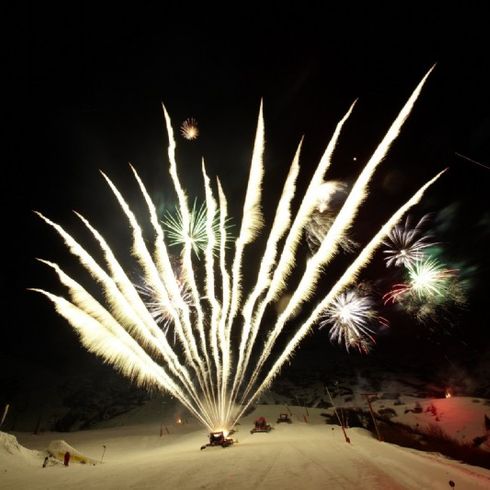 Feuerwerk im schnee