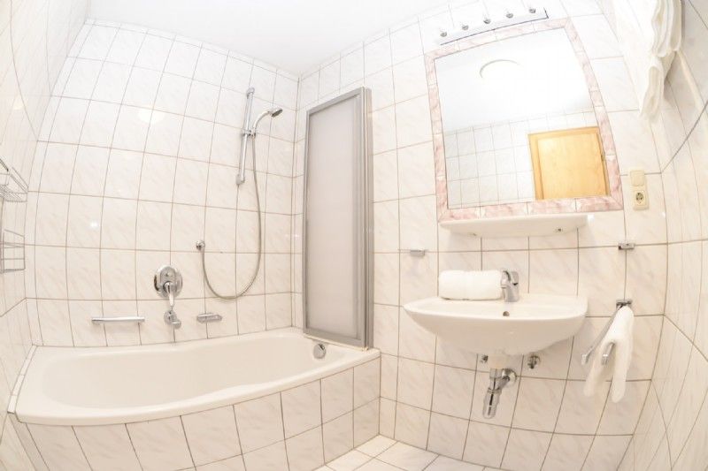 Badezimmer Apartment Typ B